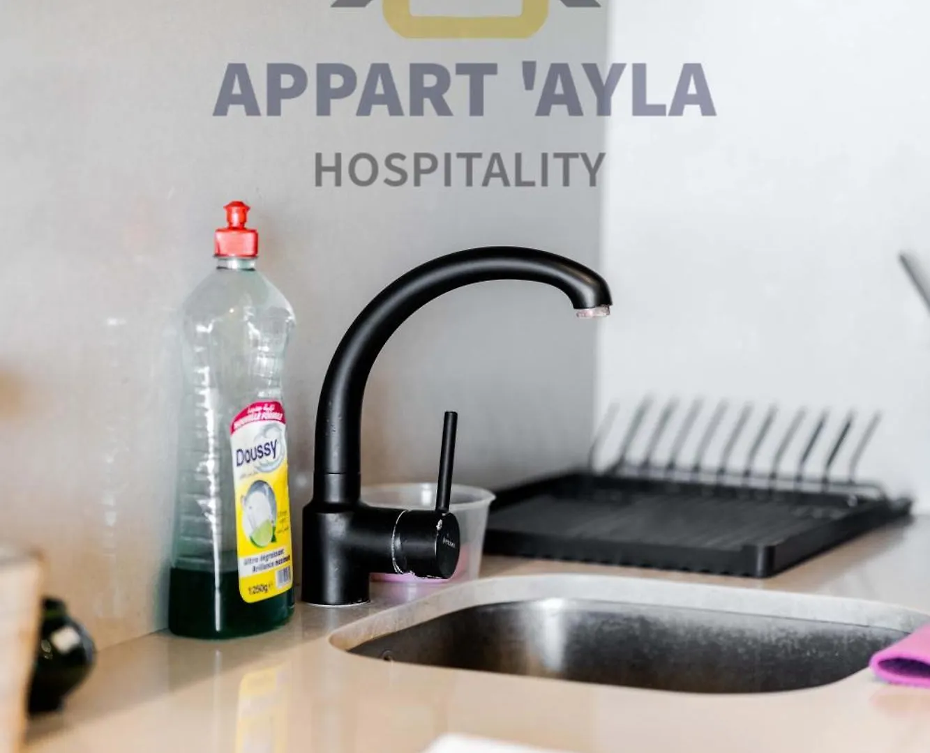 Royal Ocean Suite - By Ayla Stay Casablanca